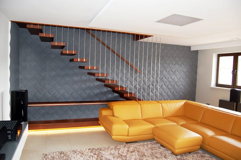 Jak wybrać schody wewnętrzne do swojego domu?